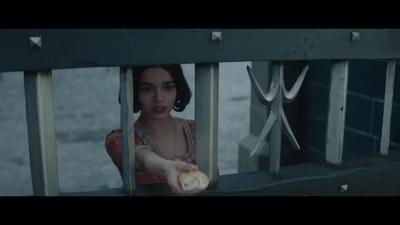 Disney27s_Snow_White___Official_Trailer___In_Theaters_March_21_050.jpg