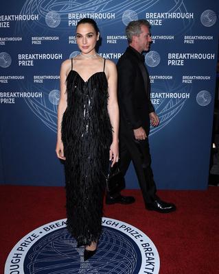 11th_Breakthrough_Prize_Ceremony_283529~0.jpg