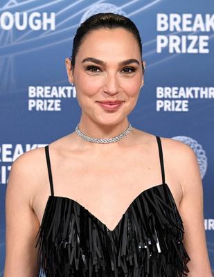 11th_Breakthrough_Prize_Ceremony_283729~0.jpg