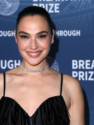 11th_Breakthrough_Prize_Ceremony_283929~0.jpg