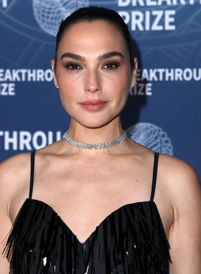 11th_Breakthrough_Prize_Ceremony_284729~0.jpg
