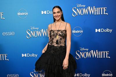 576895140_gal5-34~0.jpg